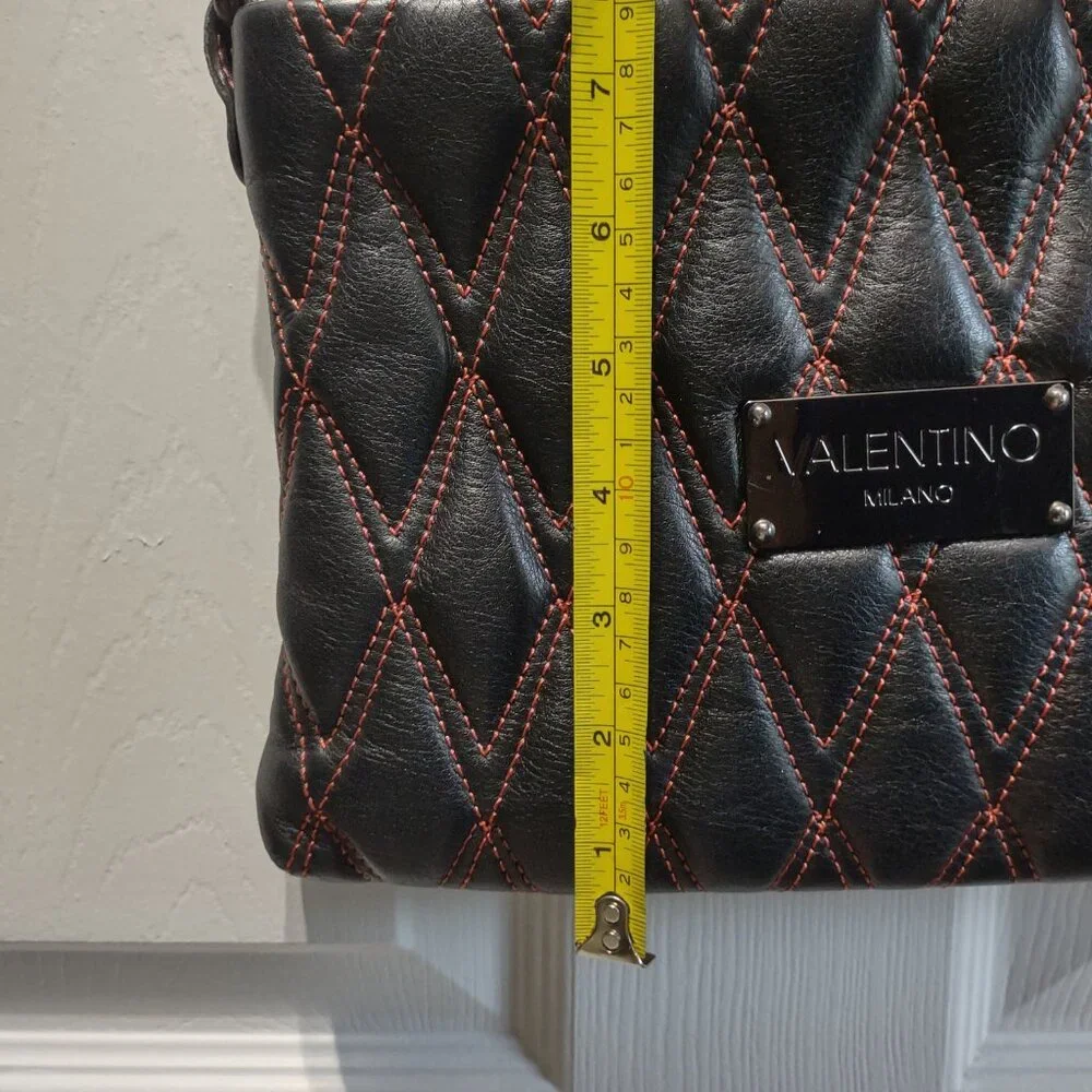 Valentino - vintage - Italian leather quilted crossbody clutch - EUC - Picture 9 of 11